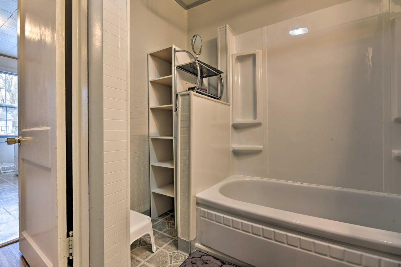 Family-Friendly Hideaway Near Presque Isle! Villa Erie Exteriör bild