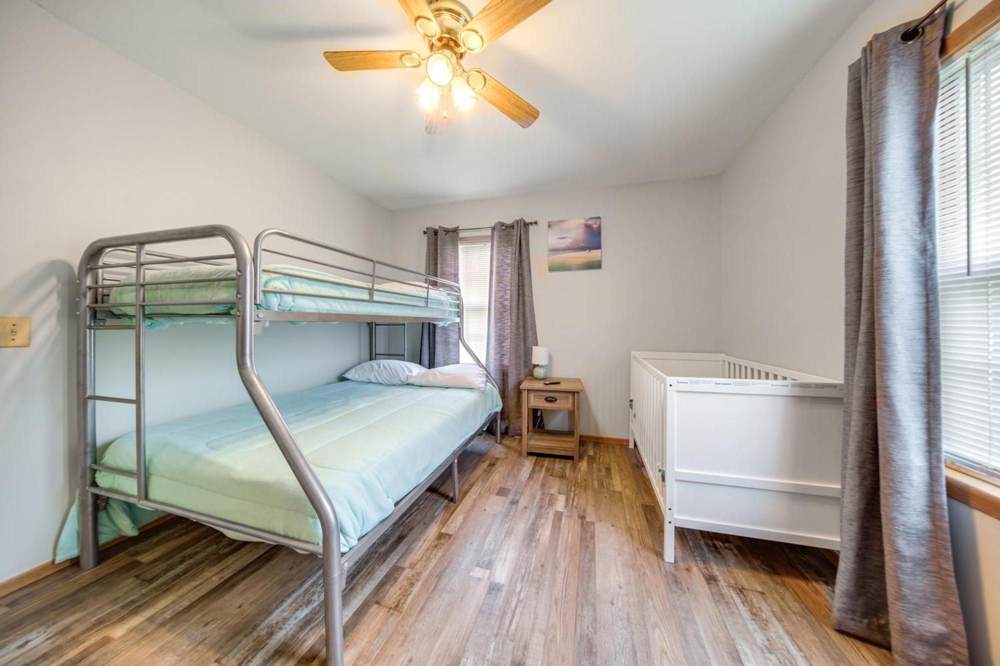 Family-Friendly Hideaway Near Presque Isle! Villa Erie Exteriör bild